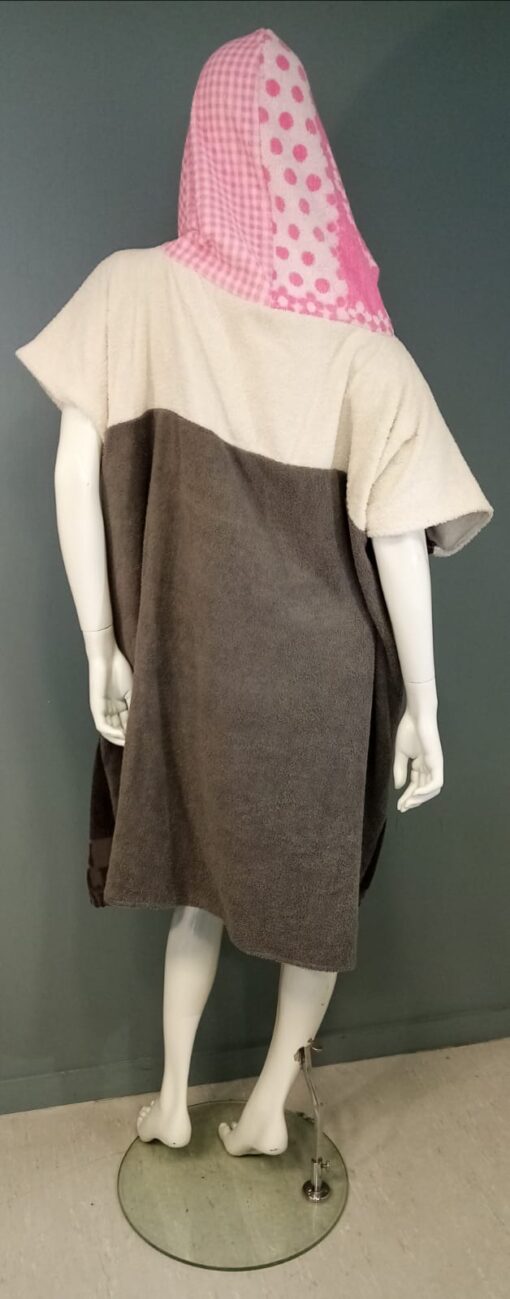Ponchouille, le poncho de surf éco-responsable - n°640 – Image 2