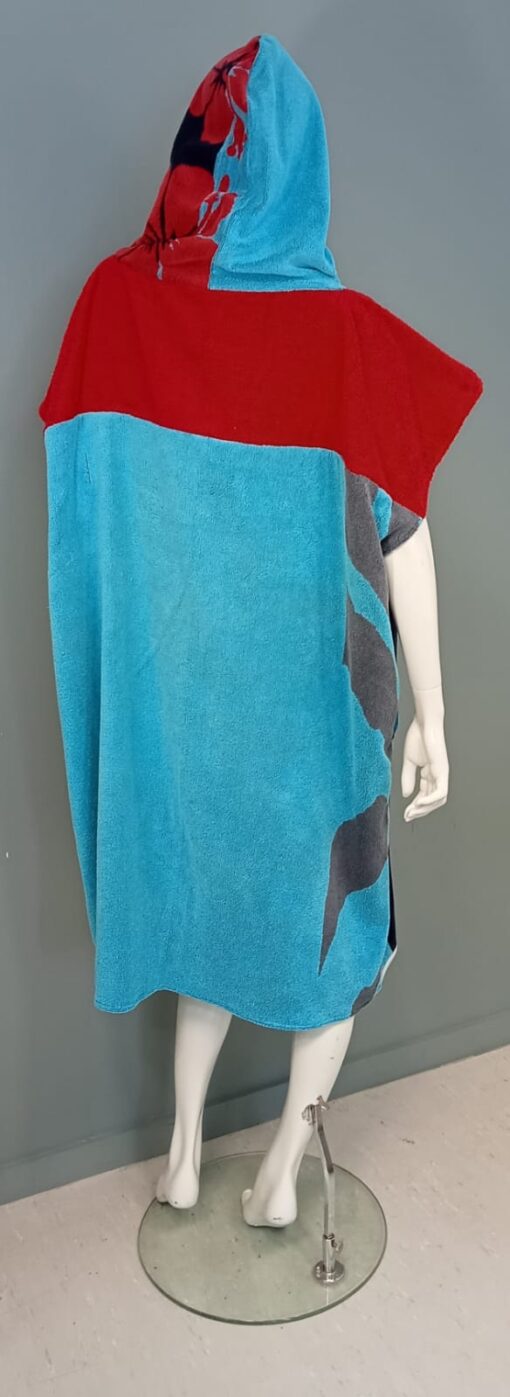 Ponchouille, le poncho de surf éco-responsable - n°647 – Image 2