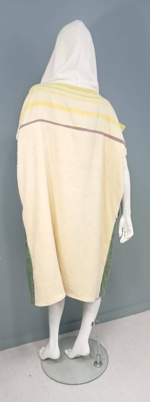 Ponchouille, le poncho de surf éco-responsable - n°645 – Image 2